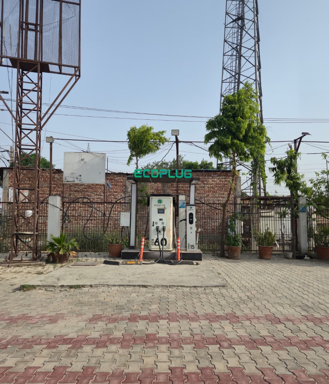 EcoPlug EV charging station at Diamond Hotel on Delhi-Chandigarh Highway NH-44